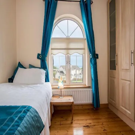 Superior 4 Bed House In Donegal .